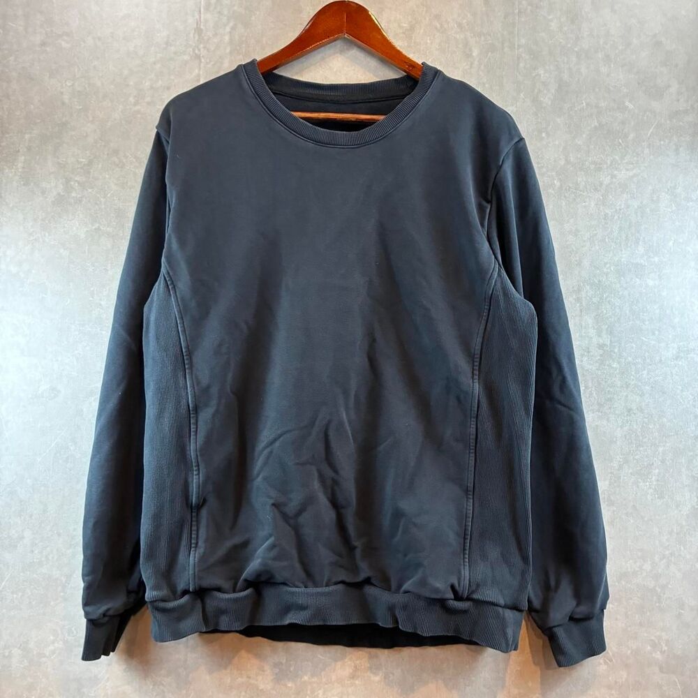 Fila Men's Grey and Black Sweatshirt